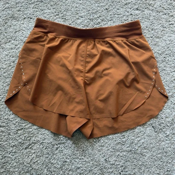 Lululemon shorts - Picture 1 of 3